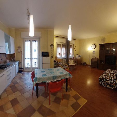 Asti Lovely Apartment Exterior photo