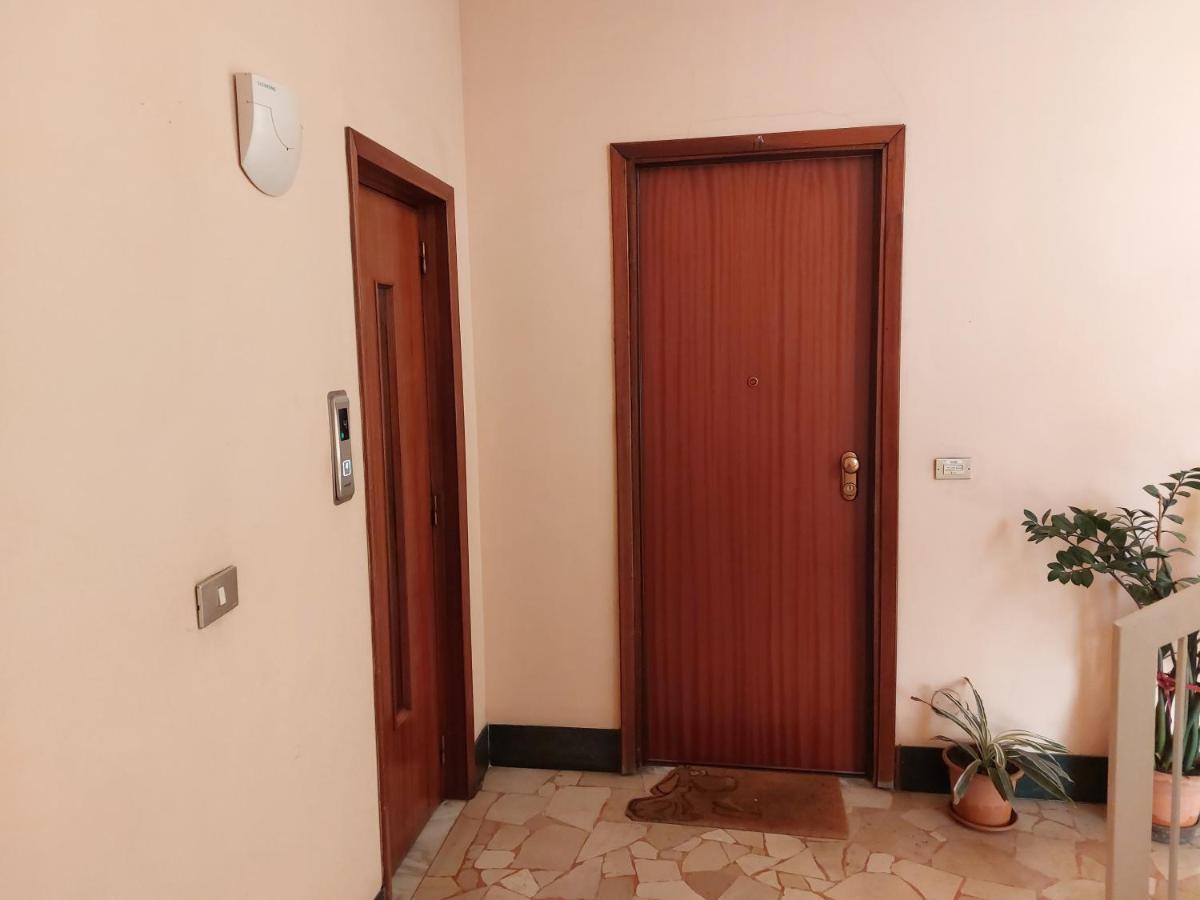 Asti Lovely Apartment Exterior photo