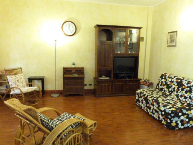 Asti Lovely Apartment Exterior photo